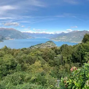  Apartment Casa Beach: Pool, 100m Lake & Near City